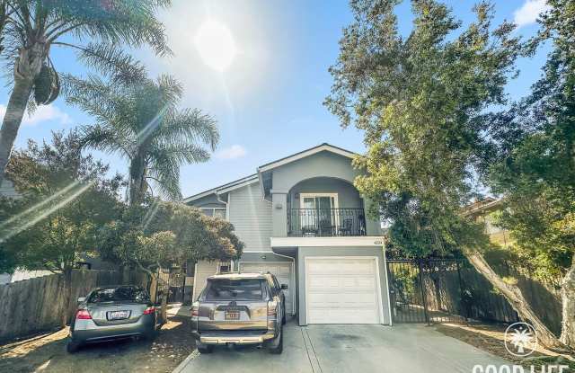 Cozy 3BR Near SDSU | 913 Sq Ft | 2-Car Garage & Bright Second-Floor Unit photos photos