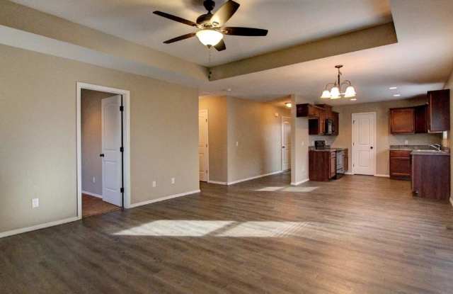 4 Bedroom Rental in Springfield MO Gallery 4