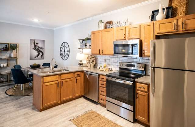 Grand Island Apartment Homes Gallery 3
