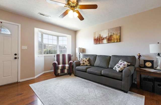 Dog Friendly! 3 Bedroom Home Condo in St. George - 1015 South River Road, St. George, UT 84790 Dog Friendly! 3 Bedroom Home Condo in St. George - 1015 South River Road, St. George, UT 84790