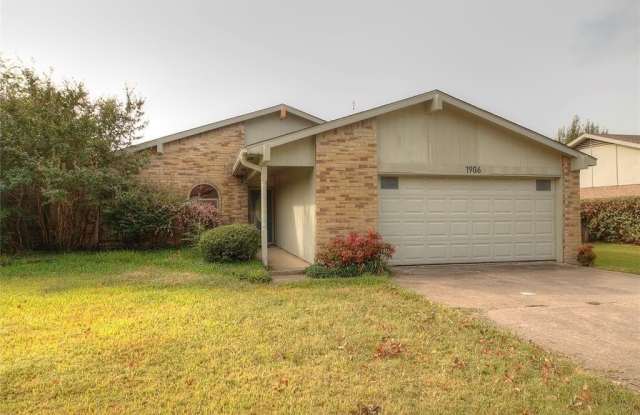 1906 San Saba Lane - 1906 San Saba Lane, Arlington, TX 76006