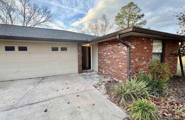 2 Bedroom in Turkey Creek - 6330 Northwest 106th Place, Alachua, FL 32615