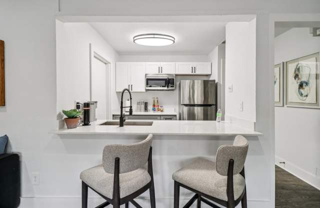 Woodbridge Townhomes Gallery 3