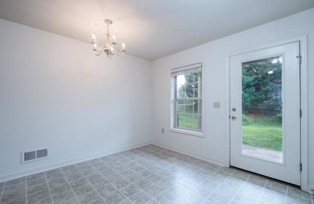 492 Talon Drive Gallery 4
