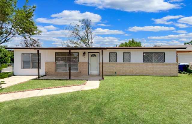 9202 Silver Hill St photos photos