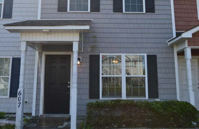 27 E Doris Avenue Gallery 1