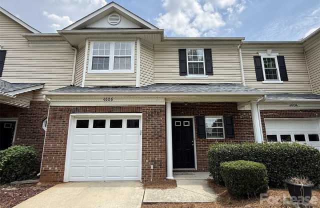 4606 Kingsland Court Gallery 1