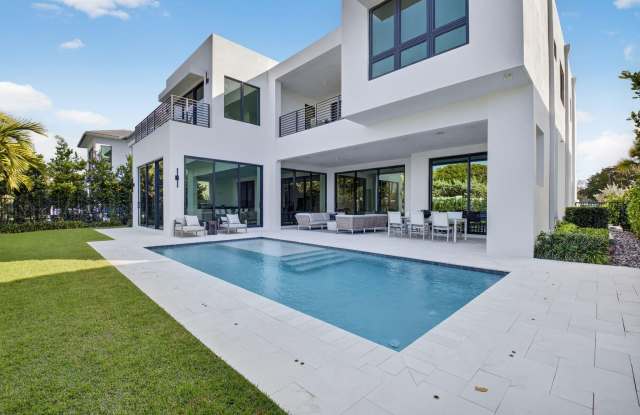 2232 DELRAY RIDGE Lane Gallery 4