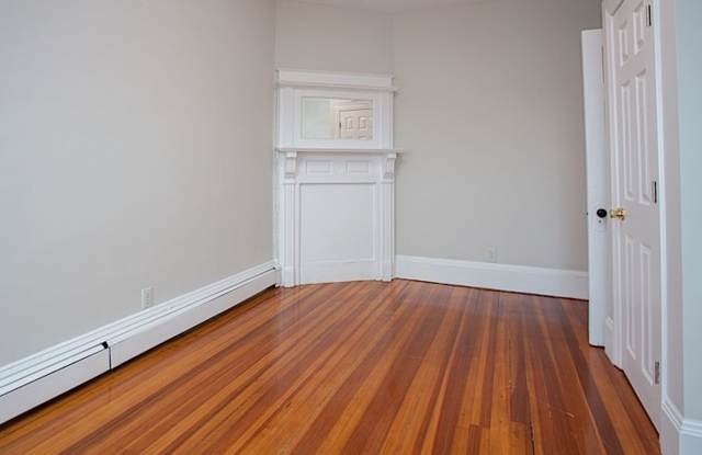 Updated 3BR in Cambridge | Granite Counters | Stainless Steel | Pets Negotiable | 9/1 Gallery 3