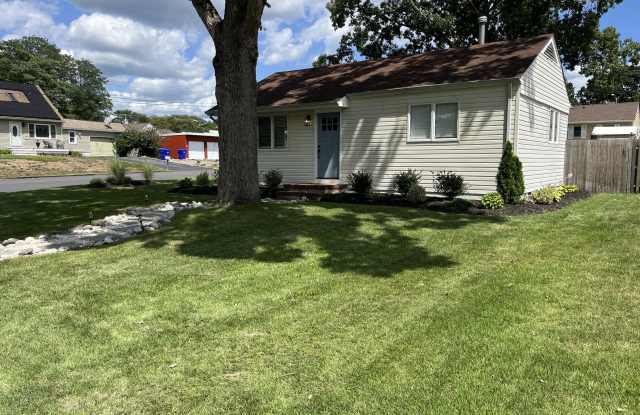 3915 Smith Drive Gallery 2