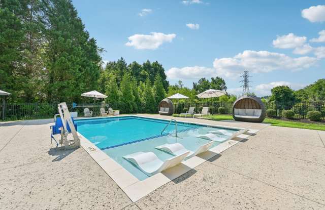 Hawks Landing Luxury Apartments Gallery 2
