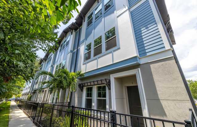 Palma Ceia Townhouse in South Tampa (Built 2021) - 3120 West Azeele Street, Tampa, FL 33609