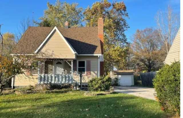 GARFIELD HTS 4 BEDROOM 1 BATH - 13809 Wolf Avenue, Garfield Heights, OH 44125