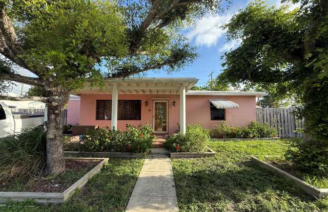 817 Elm Road photos photos