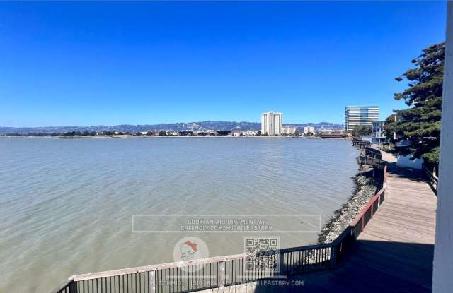 Take the helm of this nautical themed 2 bedroom with breath taking views of the bay! photos photos