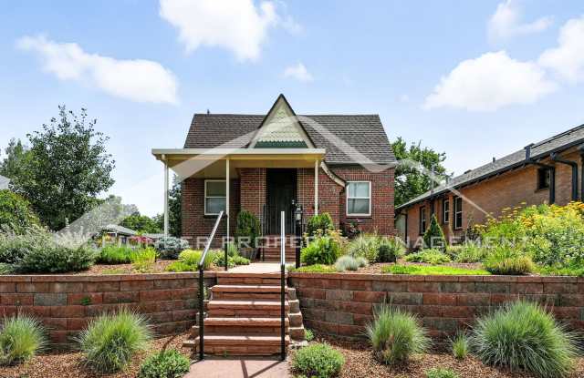 Charming Home with Washer/Dryer and Fenced Yard photos photos