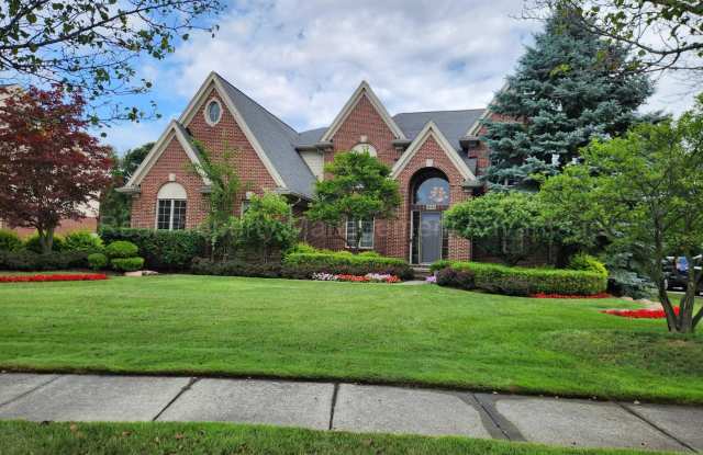 Spacious 4-Bed Colonial in Troy’s Stone Haven Woods - 3894 Fadi Drive, Troy, MI 48084