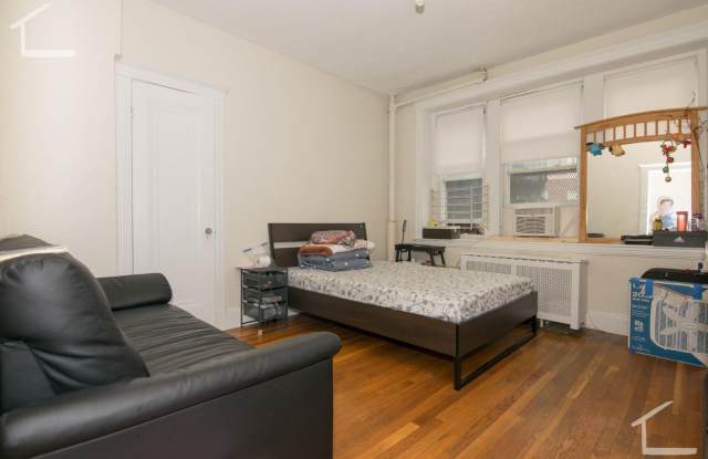 NO FEE!  Grad Friendly Apt w Ht/HW Inc!  Near Cleveland Circle T! photos photos