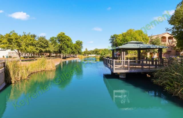 Modern Gilbert Lakeview Townhome in The Lakes at Annecy Gallery 4