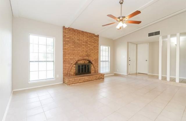 6607 Forestview Drive Gallery 2