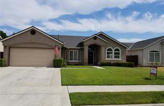 1566 Persimmon Street - 1566 Persimmon Street, Lemoore, CA 93245