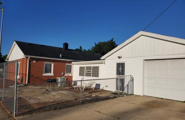 718 East SIBLEY Boulevard Gallery 2