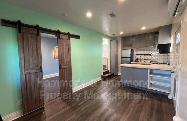 15360 Leadwell St. Gallery 4