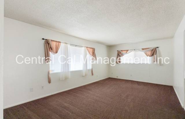 3 Bedroom/2 Bath Home - $2125 Per Month! Gallery 4