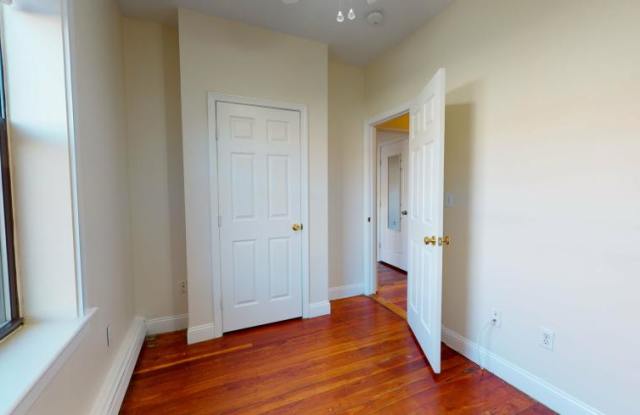 15 Linden St. Gallery 2