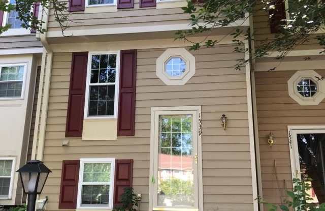 1539 WOODCREST DR photos photos 1539 WOODCREST DR photos photos