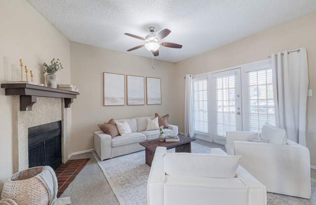 Summer Bend Apartments Gallery 2