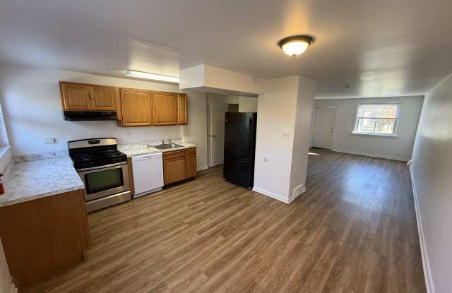 808 Bennington Rd - 808 Bennington Road, Folcroft, PA 19032