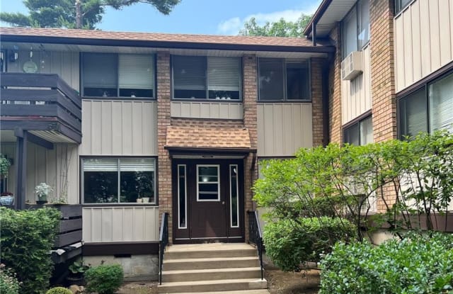 108 Sierra Vista Lane - 108 Sierra Vista Lane, Valley Cottage, NY 10989