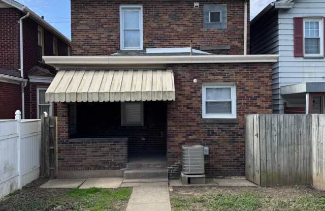 Gorgeous Fully Renovated 4-Bed 1-Bath House In Christy Park!!! Gallery 3