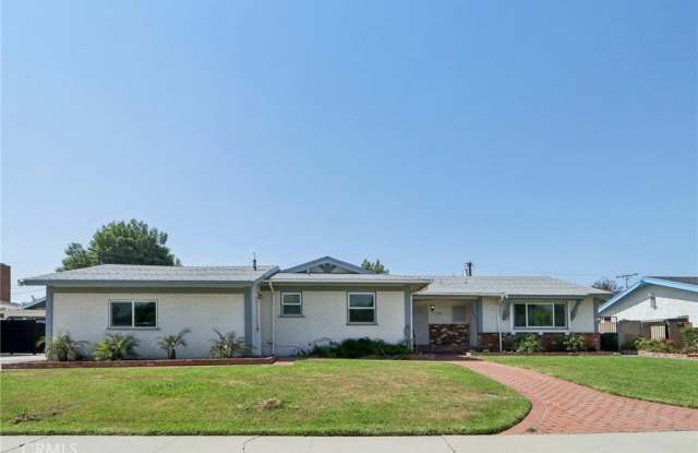 17148 Stare Street photos photos