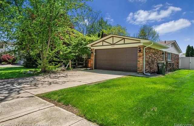 44267 Brandywyne Road - 44267 Brandywyne Road, Canton, MI 48187