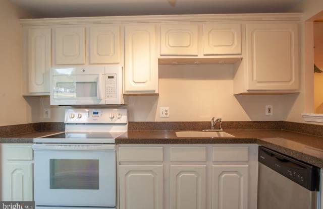 5941 DUNGENESS LN Gallery 2