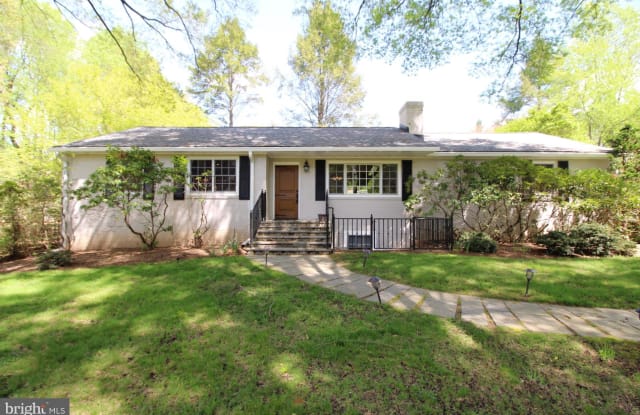 10322 GEORGETOWN PIKE - 10322 Georgetown Pike, Great Falls, VA 22066