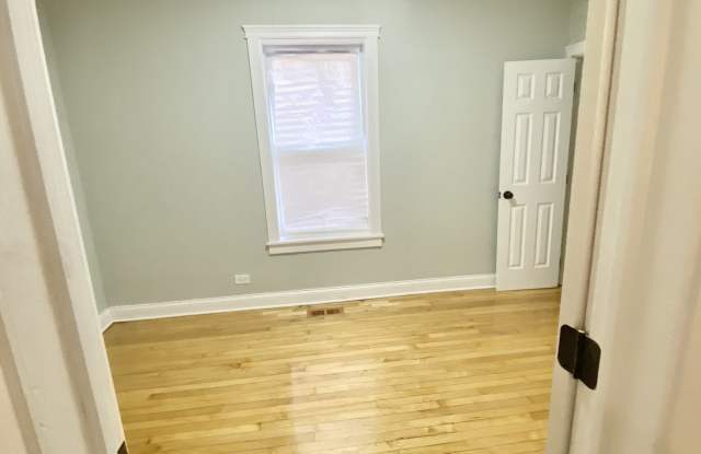 5019 W CONCORD Place Gallery 4