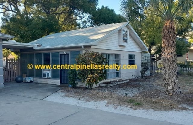 3220 County Rd 1 - 3220 County Road 1, Dunedin, FL 34698