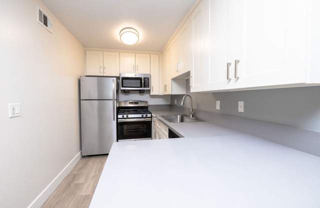 Placita Park Apartments Gallery 3