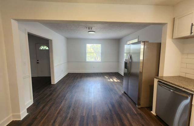 3 Bedroom 2 Baths 2 Car Address in Midtown Columbus Gallery 4
