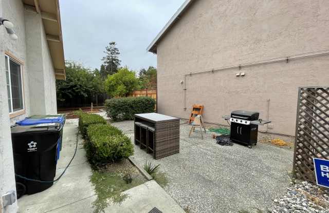 34228 Siward Drive Gallery 2