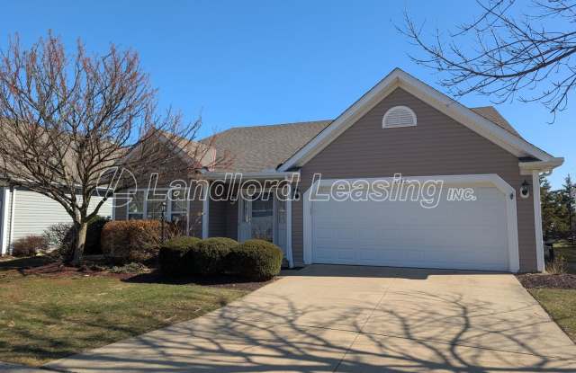 Well-Maintained Ranch in Pin Oak Preserve with Fireplace  Den photos photos