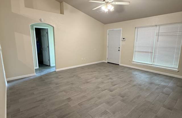 180 Azalea Dr Gallery 3
