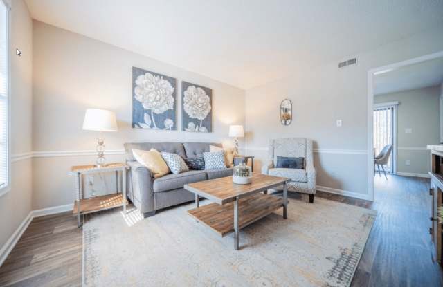 Willow Creek Apartments Gallery 4