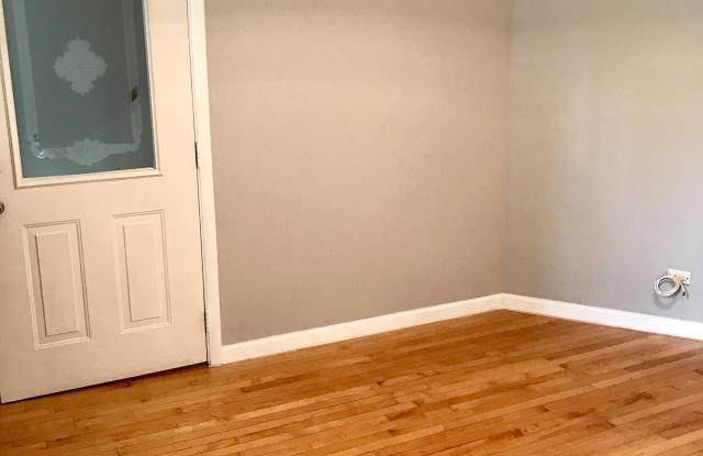 806 S Leavitt 2nd Flr photos photos