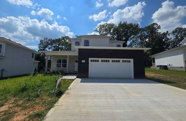 Ruby Floor Plan – 5BR/3BA New Construction Home Near Exit 4 - 522 North Halifax Court, Clarksville, TN 37040