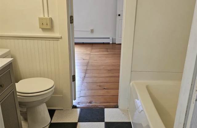 3795 Ethan Allen Highway Gallery 3