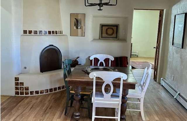 34 Saint Francis Plaza Gallery 4